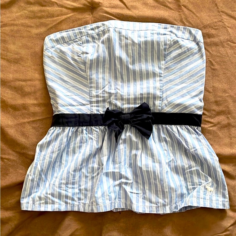 Abercrombie & Fitch Peplum top